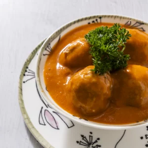 Ballekes in tomatensaus